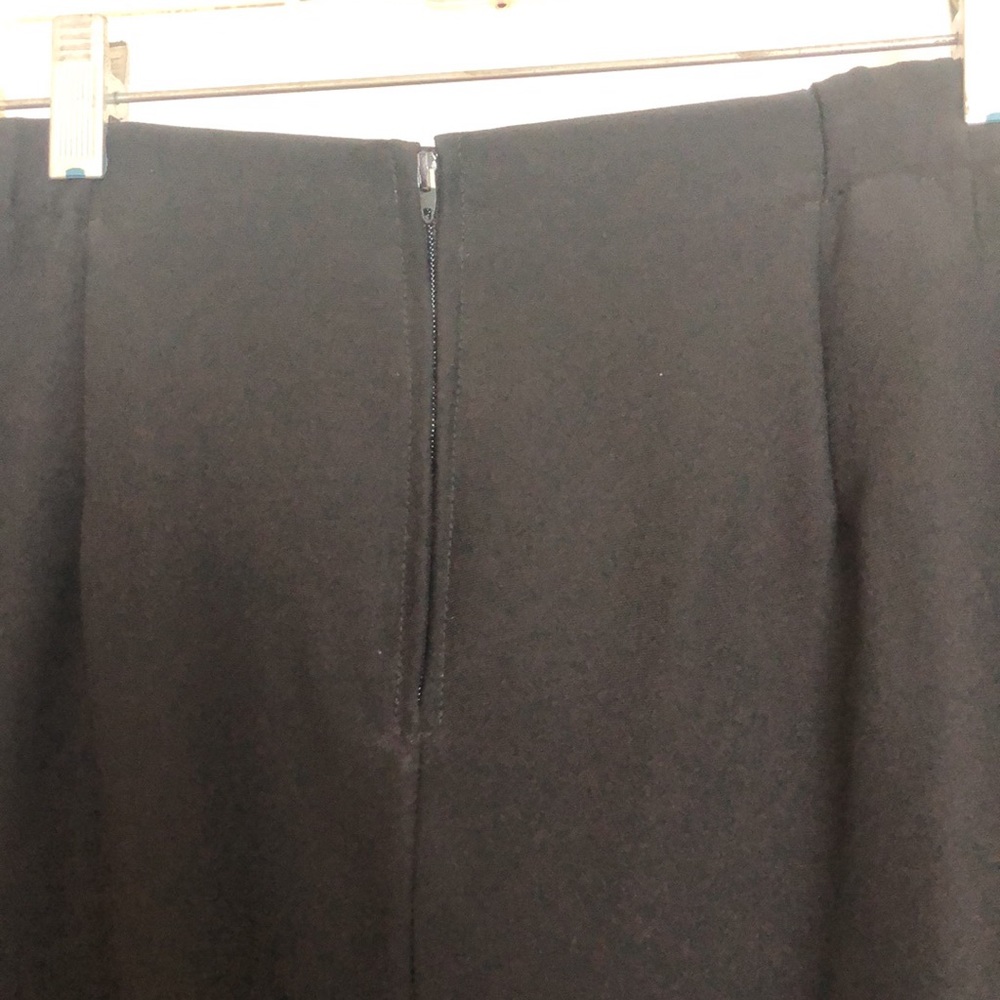 Skirt - Picture 4 of 13